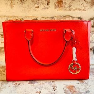 NWT- Michael Kors Kellen Handbag Purse Red Sangria